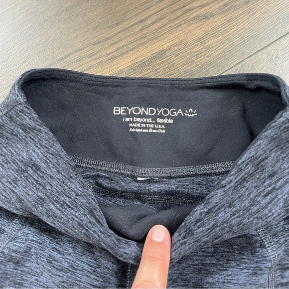 BEYOND YOGA high rise mesh panel leggings - Picture 6 of 7